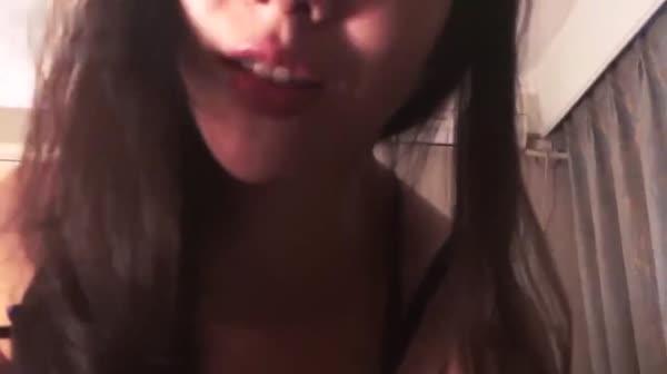 香港嫩模女神口爆三部曲（2）